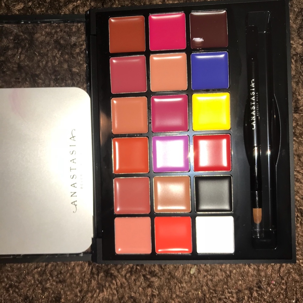 ABH Lip Pallet